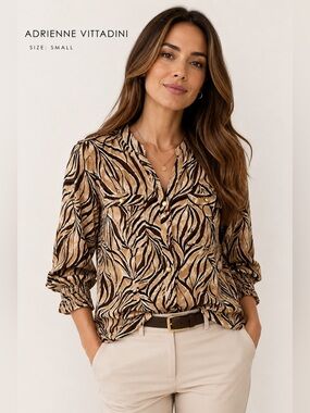 Adrienne Vittadini Animal Print Blouse | Size Small | Gold Button Accent Top